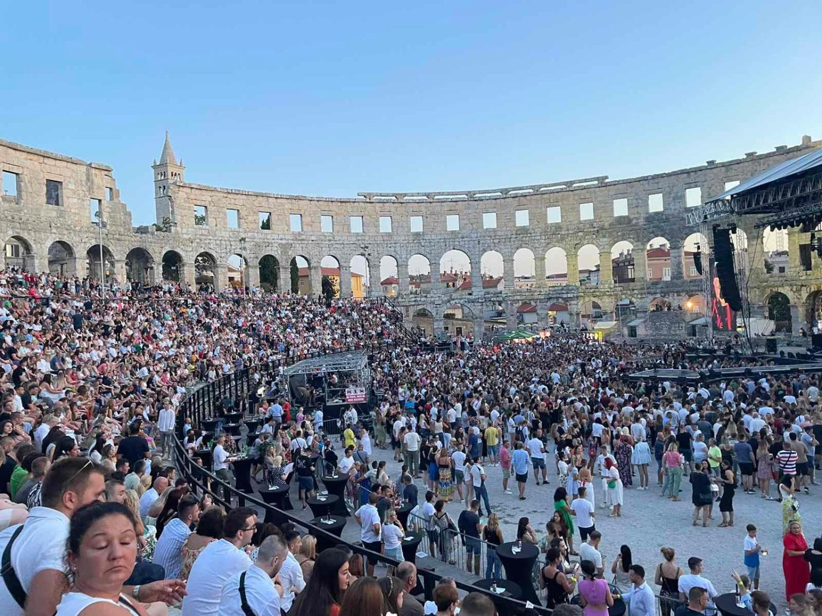 Appartamento Arenaapp Pola Esterno foto